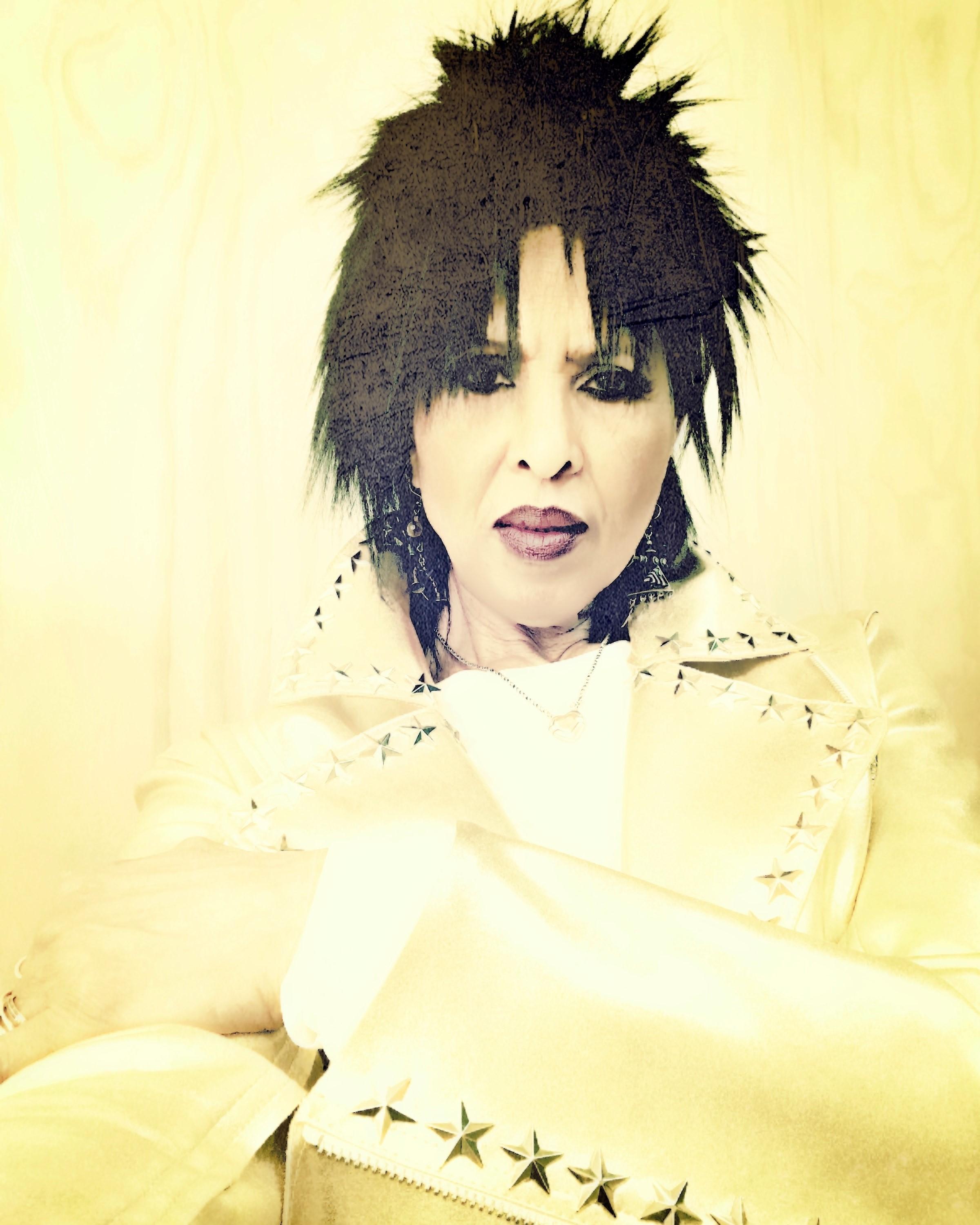 portrait of Nona Hendryx